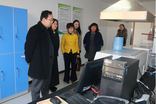 15130414327909352Upm.png 李總檢查監(jiān)測(cè)中心.png