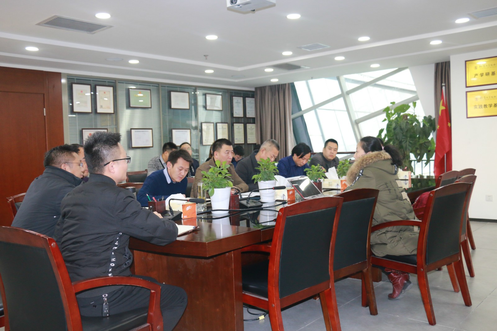 1545696691986299O6lU.jpg yong_meitu_2.jpg