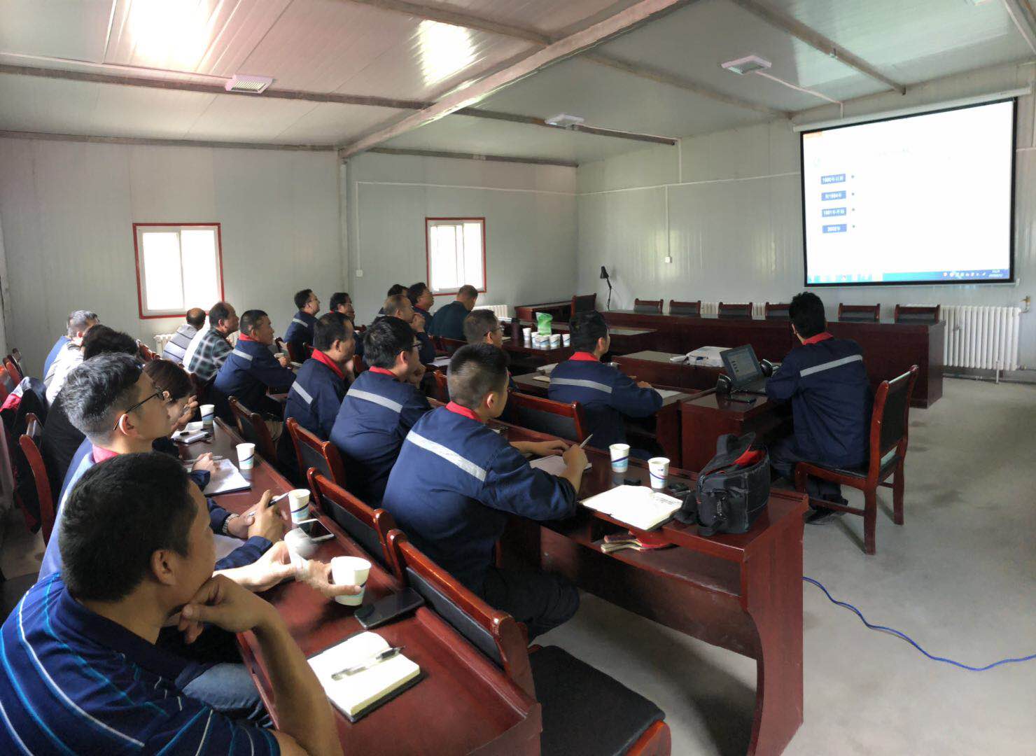 1560425198153658M5oB.jpg 1.jpg