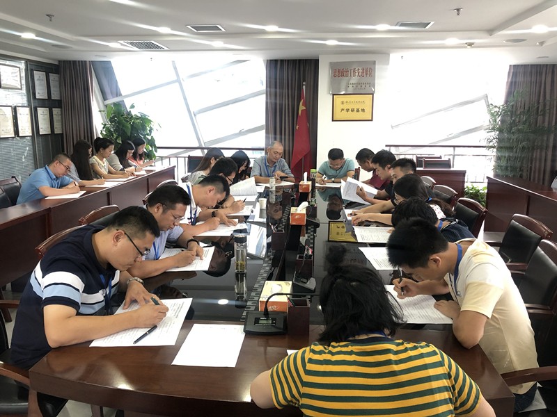 1564962293946179eo1m.jpg 水環(huán)境公司開展2019年紀(jì)律教育宣傳知識(shí)問答活動(dòng)_副本.jpg