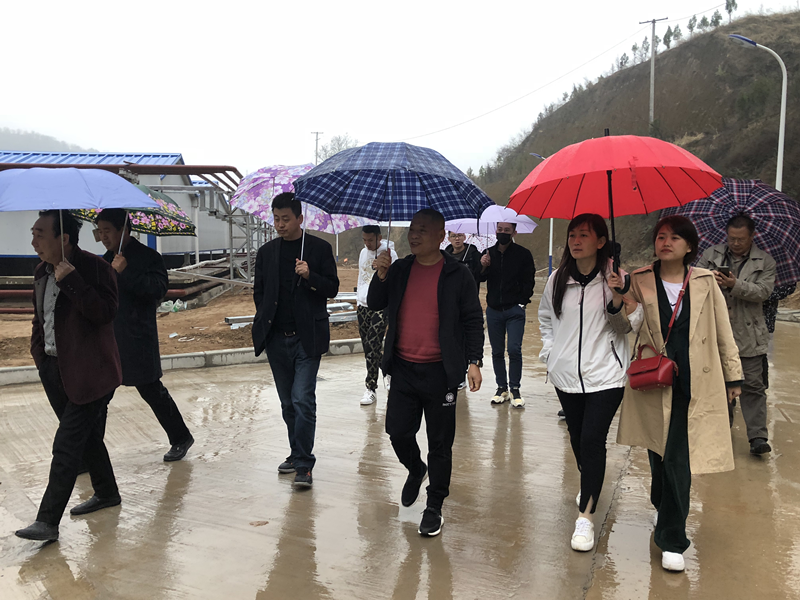 1586737435952809P9Bh.png 黃國全一行調研寶塔區陽洼污油泥無害化處理廠_副本.png