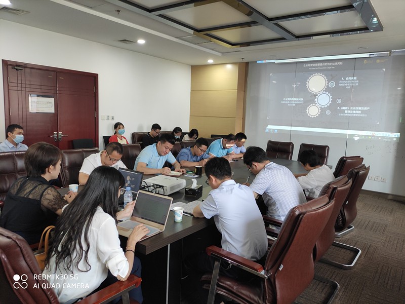 園區(qū)開發(fā)公司舉辦法律風(fēng)險(xiǎn)知識(shí)培訓(xùn)_副本.jpg