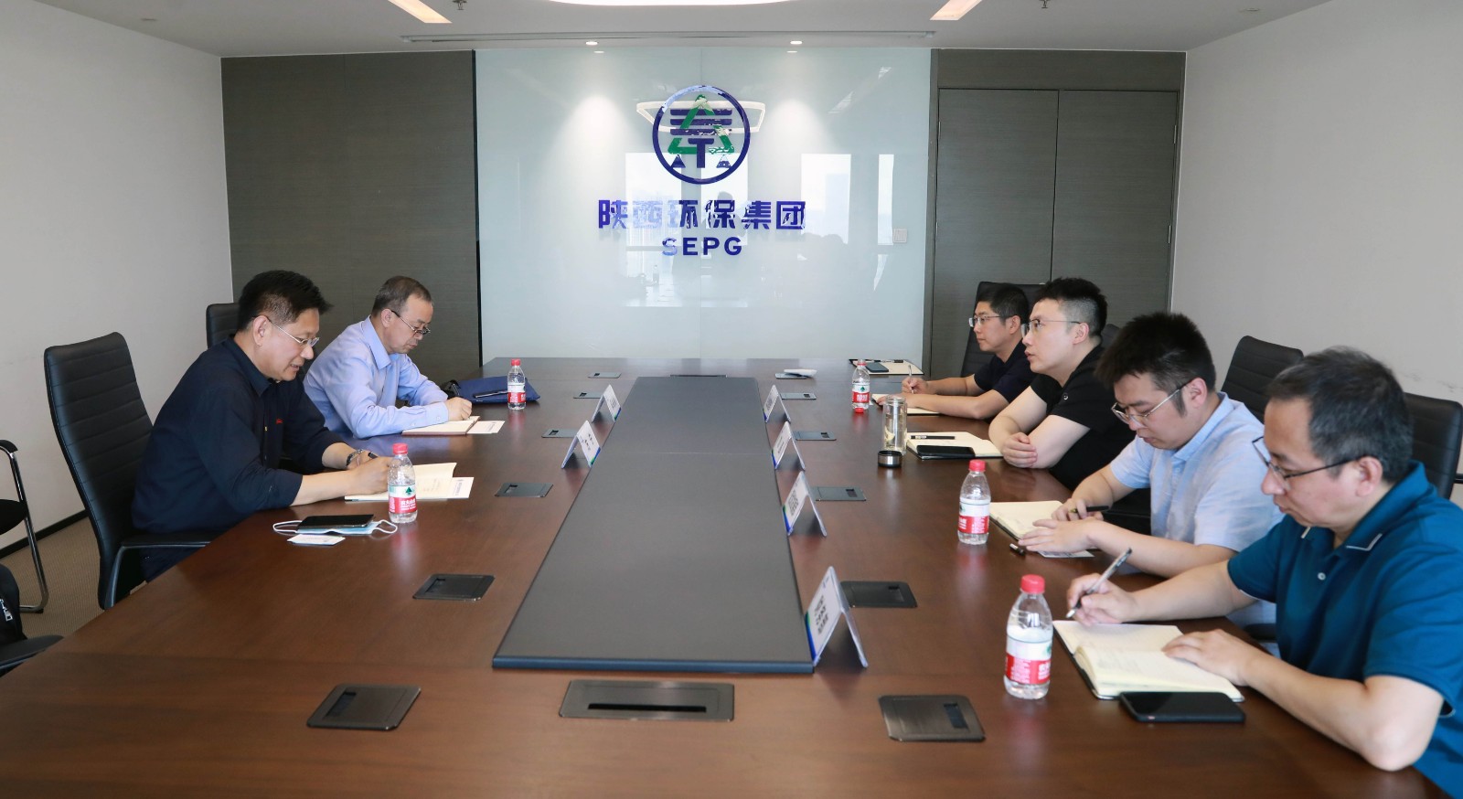 1622164517940929mAKw.jpg 集團.jpg