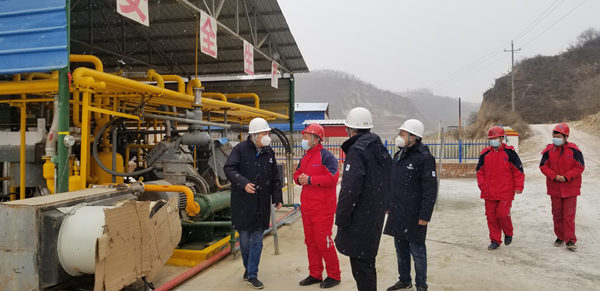 1640487244215150jkR3.jpg 陜西保隆能源科技有限公司凝心聚力抓好疫情防控追趕超越完成目標任務_副本.jpg