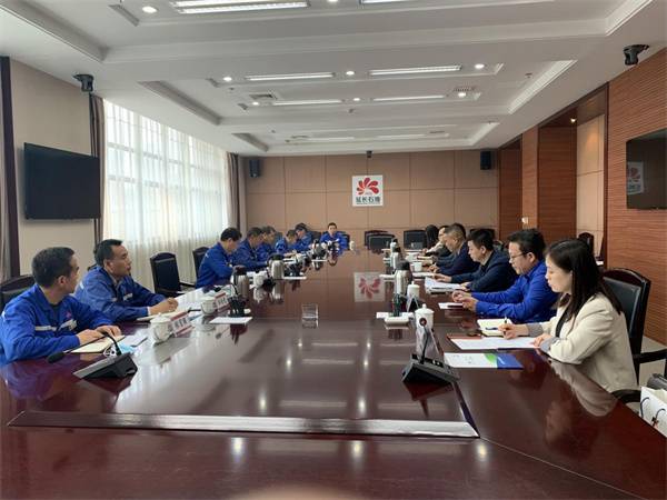 1650853473163108QE2n.jpg 黃書記.jpg