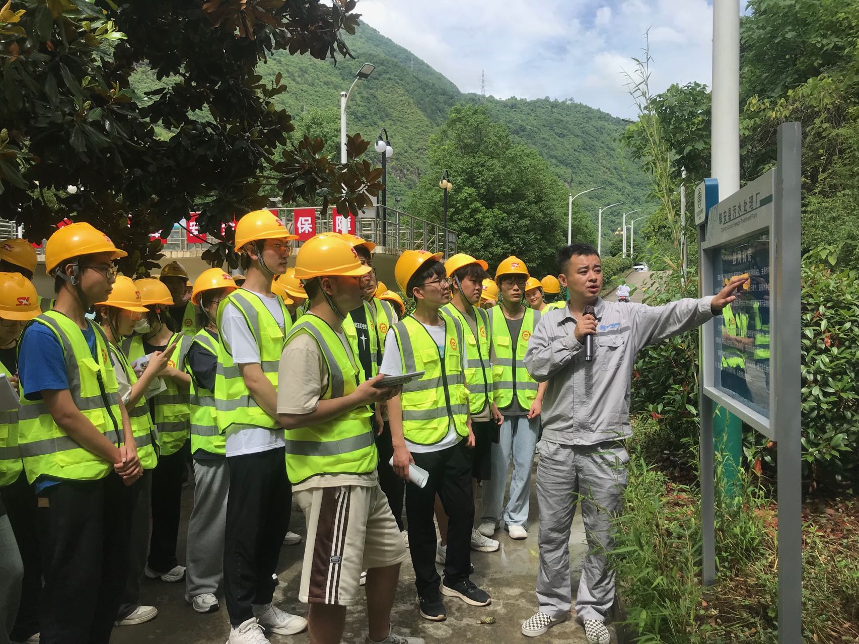 17194528715400082vfZ.jpg 配圖2 - 副本.jpg